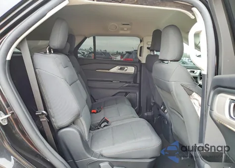 2025 Ford Explorer Active z USA, uszkodzony, nr VIN 1FMUK7DH8SGA22970